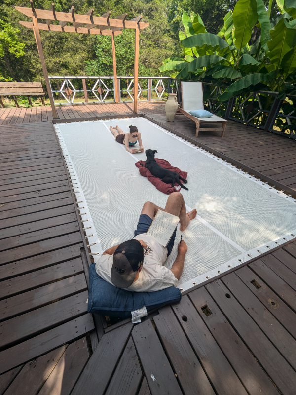 Toile technique sur terrasse extérieure aux Etats-Unis