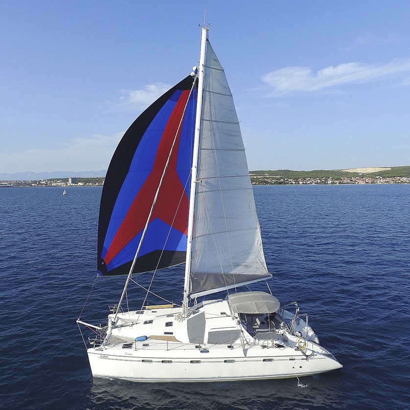 catamaran privilege 465