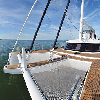 Sailing : Nets and trampolines for multihulls and sport catamarans -  LOFTNETS